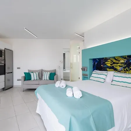 Ferienwohnung Fur 2 Personen Ca 26 Qm In Palmas De Gran Canaria, Gran Canaria Nordkuste Gran Canaria - B61062 *